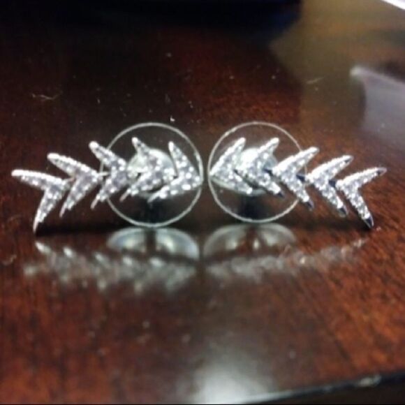 Sterling Silver Arrow Ear Crawler Climber Earrings - Picture 3 of 11